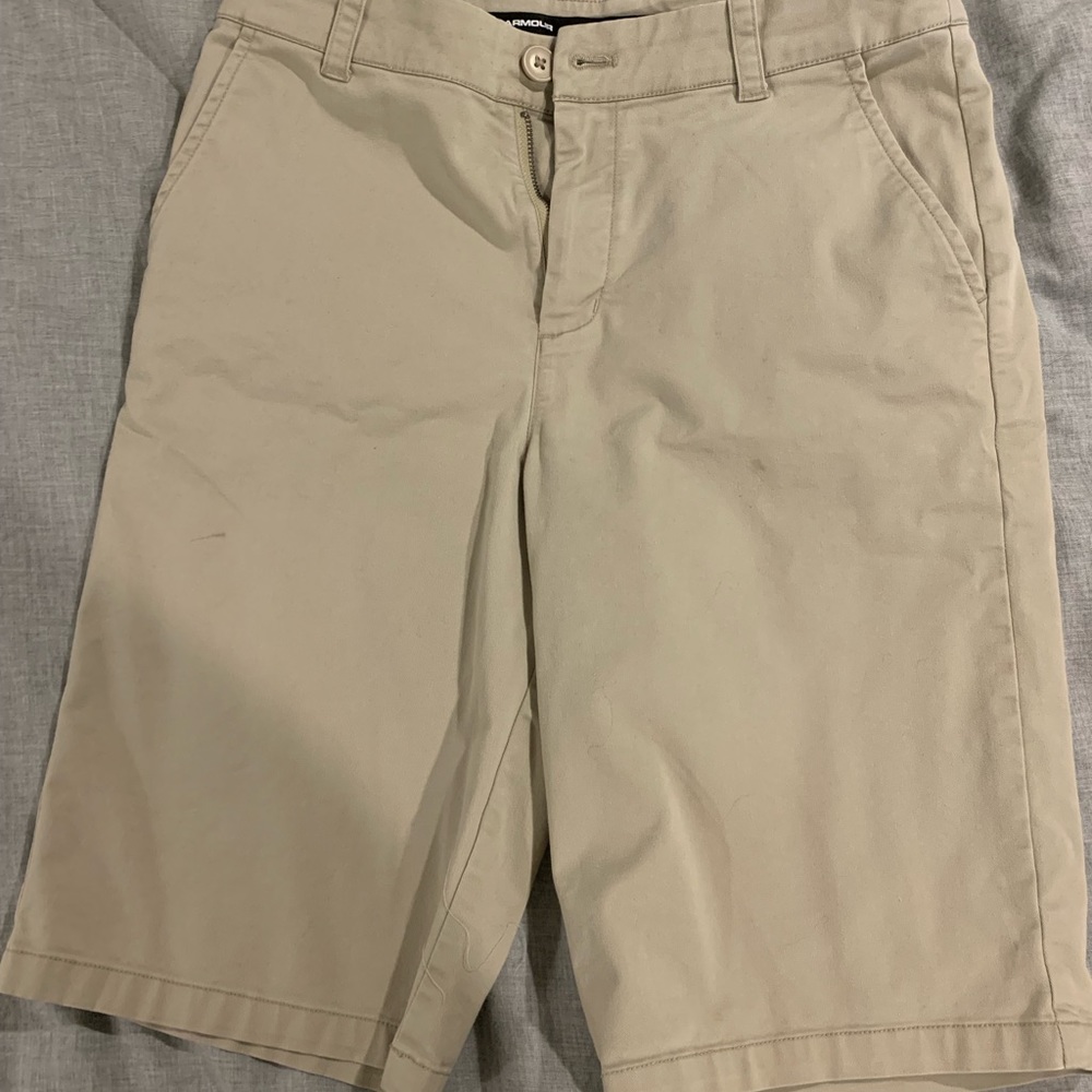 Under Armour Boys Shorts size 16